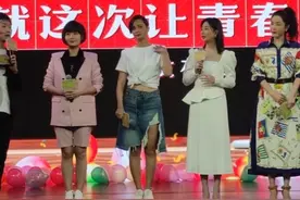 殷桃曾黎张歆艺同框出席活动，张歆艺剪短发二姐变二爷，殷桃胖了图片