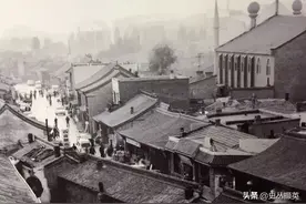 70年代呼和浩特老照片：街道破旧如同民国时期图片
