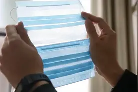 进价4分钱，纸巾一样薄！这样的口罩你买过吗？图片