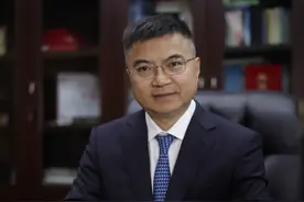 左国庆教授：坚守初心 向“一流”目标迈进！|建党百年·医界丰碑图片