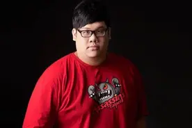 LOL：戎马七载圣枪世无双，EDG圣枪哥成LPL第一位国产S赛冠军上单图片