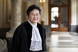 国际法院法官换届选举，中国法官薛捍勤高票连任图片