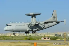巴铁装备的中国产武器，涂装挺洋气啊图片