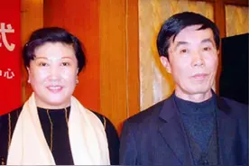 何庆魁的2个女人，与高秀敏同居10年，与发妻有名无实相伴到老图片