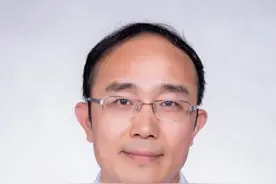 武汉大学人民医院精神卫生中心主任刘忠纯教授谈：心理健康如何影响新冠肺炎防控图片