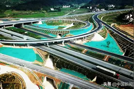 广西南宁：新柳南高速（二线） 预计今年7月建成通车图片