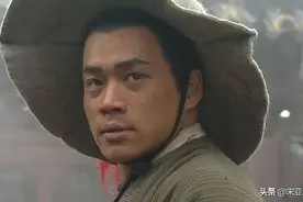 武松打只虎累个半死，李逵一口气干掉四只，武松必须仰视李逵不？图片