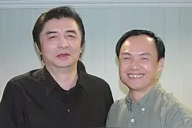 中国女排：专家推荐“网前飞人”汪嘉伟接郎平班！综合理由有三！图片