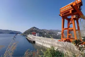 安康水电厂精益调控助力大唐旬阳水电站实现大江截流图片