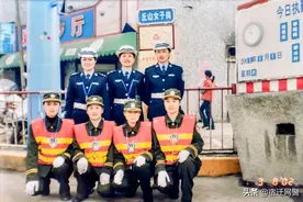 这里的交警岗，全部都是警花！图片