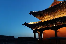 红楼梦｜宝玉初会秦钟恨晚，焦大醉骂宁府主仆图片
