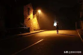诗歌:路灯图片
