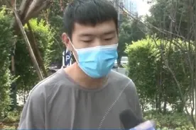 生日当天点外卖超时送达后取消订单，骑手送到后怒砸外卖，顾客：要求道歉图片