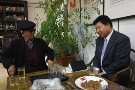 洛阳九九龄集团：感动老人 温暖社会图片