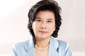 董明珠和亲哥20年不来往，还拒绝与90岁老母亲同住，究竟为何？图片