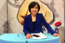 支持两岸统一，却出身深绿家庭，黄智贤和家人关系如何？图片