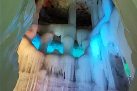 山西芦芽山万年冰洞，一个诸多因素聚齐才形成中纬度罕见神奇景象图片