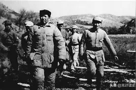 1938年7月，日军汽车队经过南京郊区，王必成认为是下手的好机会图片