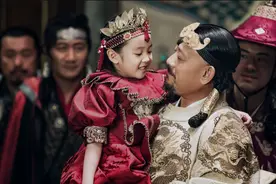 姜文演皇帝，关晓彤演公主，郑晓龙出手就是中西合璧，真过瘾图片