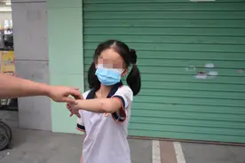 迎面撞翻学生，摩托车司机甩头就跑！！交警火速破案逮肇事者图片