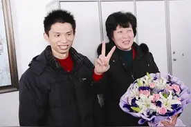 11年前，感动中国，割肝救子的“暴走妈妈”，如今怎么样了图片