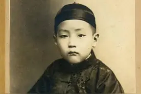 最牛山东男婴，出生时省长到场监督，国家放13响礼炮庆祝图片