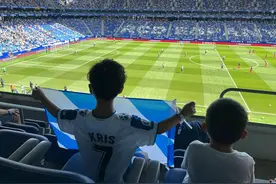 武磊儿子居然叫Kris Wu，现身看台为西班牙人加油图片