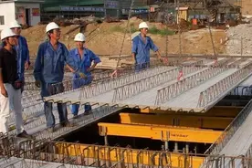 为什么越来越多人选预制板建房？明明比不上现浇板，还在边骂边用图片