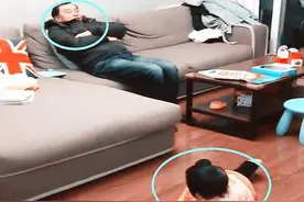 “戏精”爷爷遇上“戏精”宝宝，网友：姜还是老的辣，太逗了图片