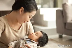 一个有恋儿癖的单亲母亲的情感自述：没人配得上我优秀的儿子图片