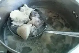 美食精选：白萝卜焖鸭块、咸菜笋丝、子姜扣肉、凉拌马齿觅图片