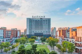 勇担责任，追求卓越｜这里是常州大学怀德学院图片