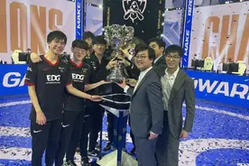 EDG夺冠令人欣喜，但因此表现出的跳楼、裸奔等行为却引人担忧图片