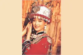 "辣妹子"宋祖英：连登24次春晚，婚后13年"冒险"产子，今怎样了？图片