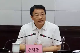 李明清已任重庆市委秘书长、办公厅主任图片