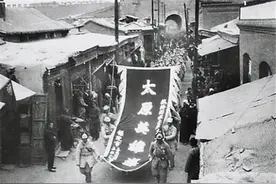 太原战役如此艰难，都是因仵德厚，而他解放后成搬砖工活了97岁图片