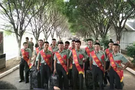16兵龄的老兵要退伍，是选择拿100万，还是选择分配工作好？图片