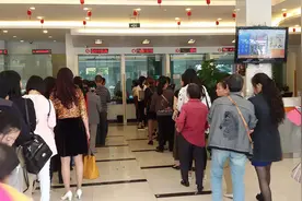 可以不用银行卡了？ATM机存取有“新方式”，储户注意，记得转告图片