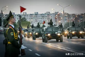 白俄罗斯军队的装备：中、俄和自制并行图片