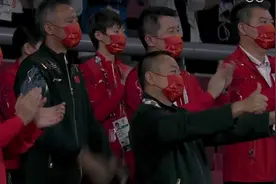 传奇！33岁的马龙，超越王楠，追平张怡宁，成33年来男乒第一人图片