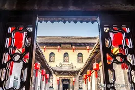 中国民居：北在山西，南在安徽，山西之乔家大院：大红灯笼高高挂图片