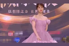 女星红毯比美！杨紫乔欣艳压全场，赵丽颖被嘲老气，杨颖也输了？图片