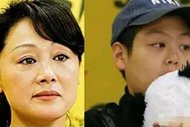 58岁王姬谈到“傻”儿子泪目，为治病耗尽家财，因为名利痛苦一生图片