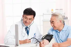常吃花生，到底是升血压，还是降血压？看完或许你就会明白图片