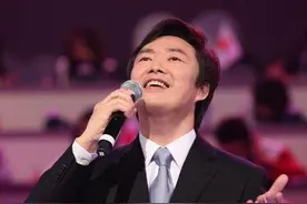 有趣又纯净到极致的灵魂，唯有月双子小哥费玉清图片