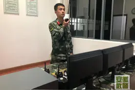 营门口突发车祸，子弟兵生死营救！图片