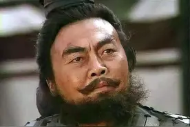 为喝一口酒，驾驶证降级！看看历史上喝酒误事的故事图片