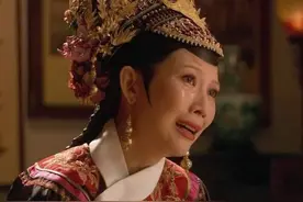 甄嬛传：难怪宜修一生无子，你看剪秋发髻里藏着啥？忠心只是说说图片