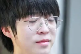 制造假学历，嗨氏得不到粉丝的原谅，为什么梦泪能被粉丝谅解？图片