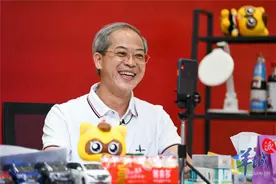 汽车认购2875辆！广州番禺区区长“俊哥”变身主播，卖力带货！图片